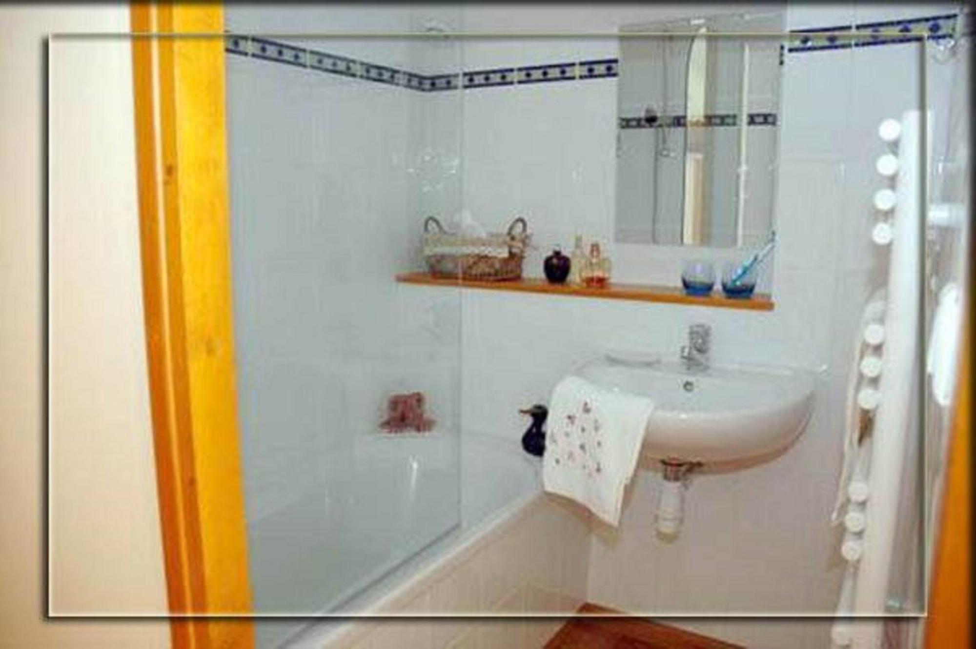 La Croix De Saburin Bed & Breakfast Quincie-en-Beaujolais Bagian luar foto
